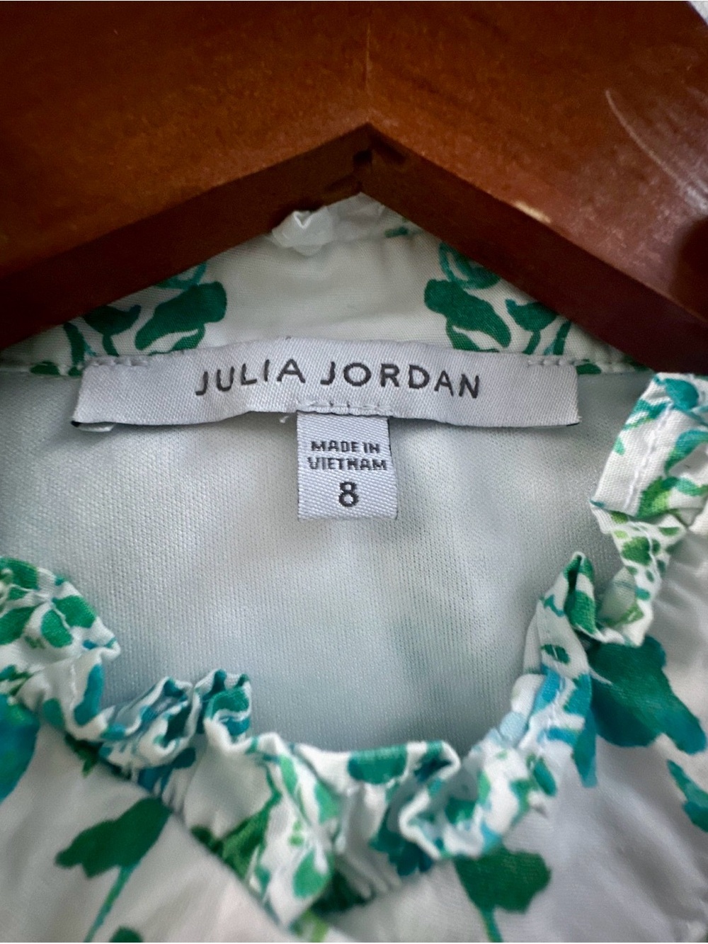 julia jordan White and Green Floral Button-Front Mini Dress - Picture 5 of 5
